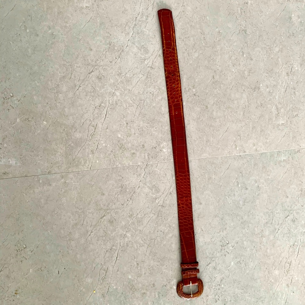 Alligator belt